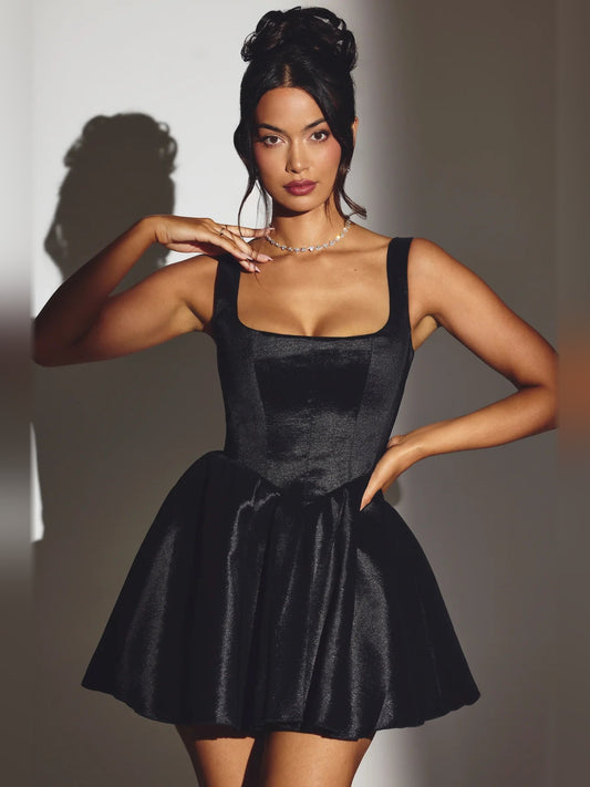 Black corset mini homecoming dress, square neckline and spaghetti straps