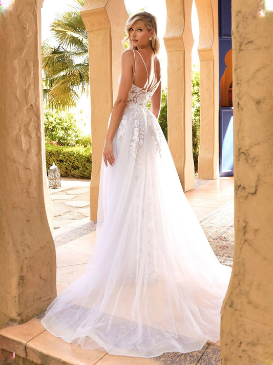 Ivory floral lace V-neck mermaid wedding dress with tulle floor-length skirt, front view