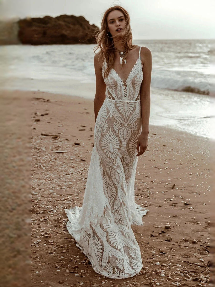 Ivory lace mermaid wedding dress with V-neck, sleeveless bodice, floor-length hem