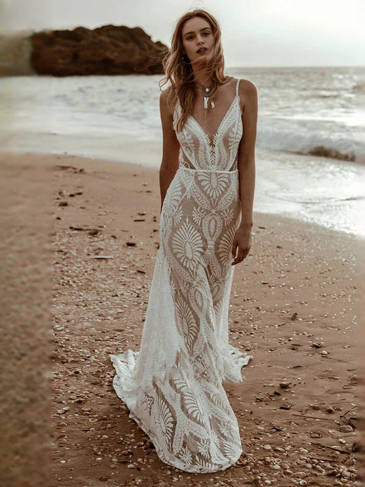 Ivory lace mermaid wedding dress with V-neck, sleeveless bodice, floor-length hem