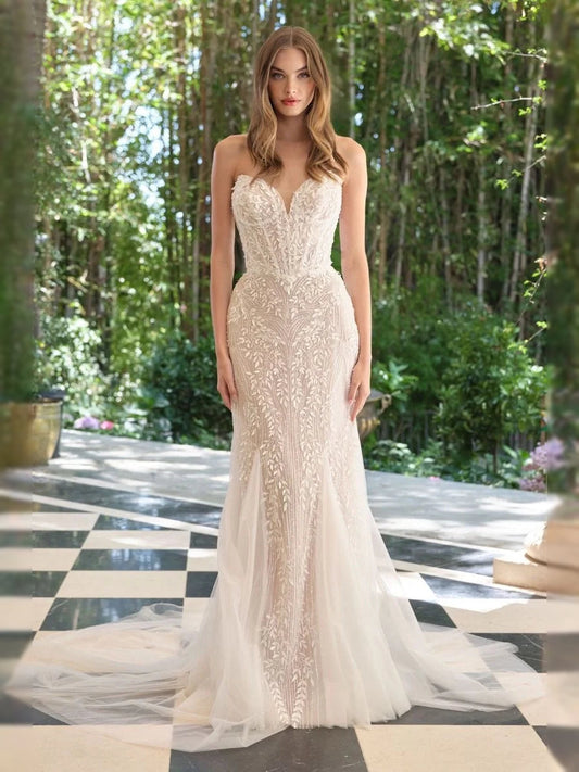 Ivory sweetheart corset wedding dress with lace floral bodice and mermaid tulle skirt
