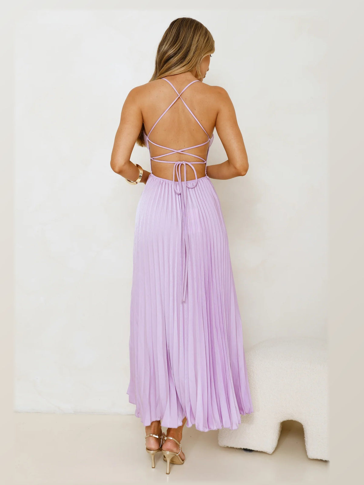 Lilac formal dress with a-line silhouette and maxi length