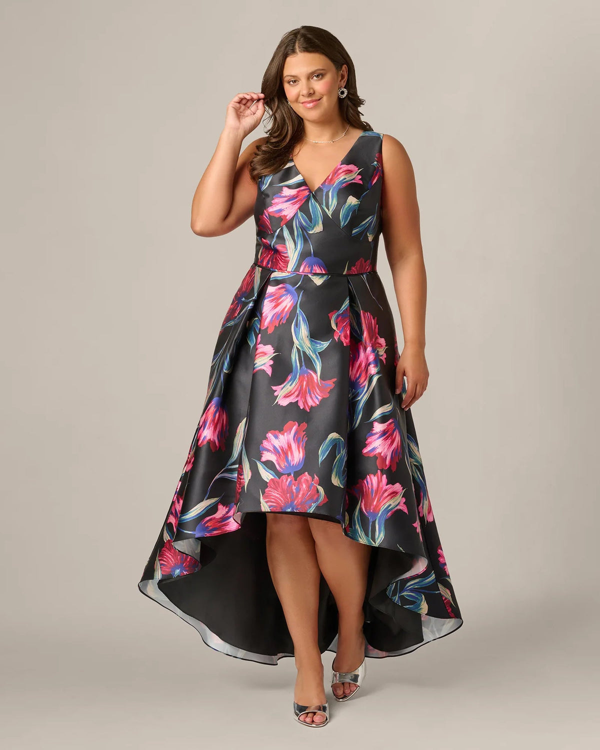 Floral A-line maxi dress with V-neck, sleeveless design, black base with pink and blue flowers
