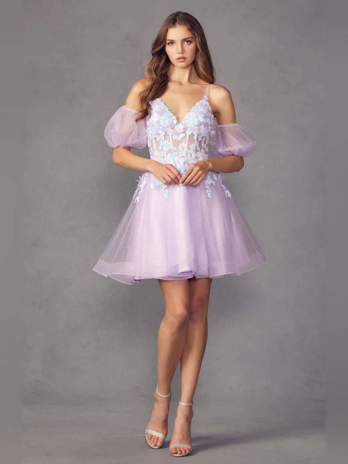 Lilac floral-applique V-neck corset bodice tulle A-line short dress with puff sleeves