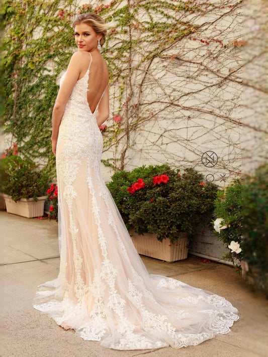 Ivory embroidered V-neck mermaid wedding dress with lace appliques, open back, tulle
