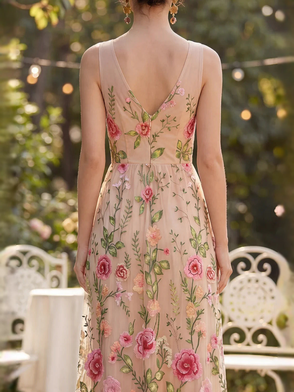 Floral embroidered V-back A-line maxi tulle dress with thin shoulder straps