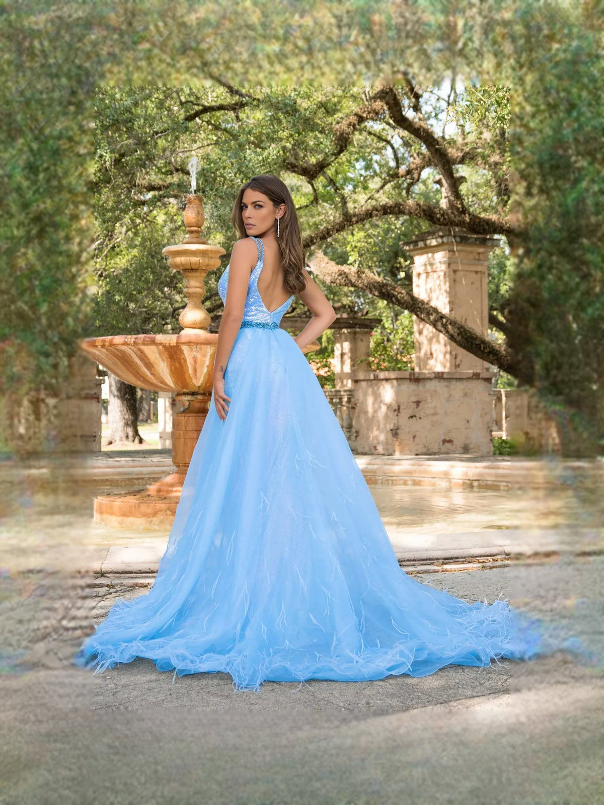 Blue sequin V-neck mermaid prom dress with front slit and flowing tulle skirt