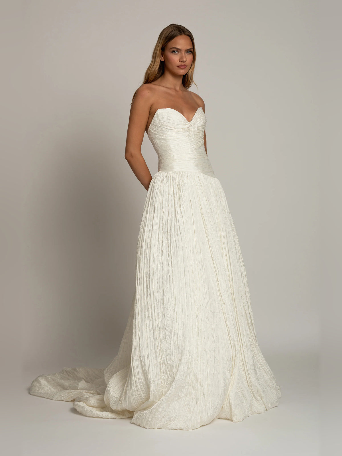 sweetheart ball-gown floor-length formal dress - image 2