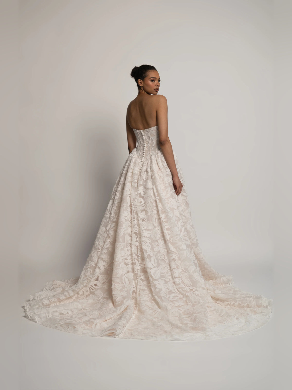 sweetheart ball-gown floor-length formal dress - image 2