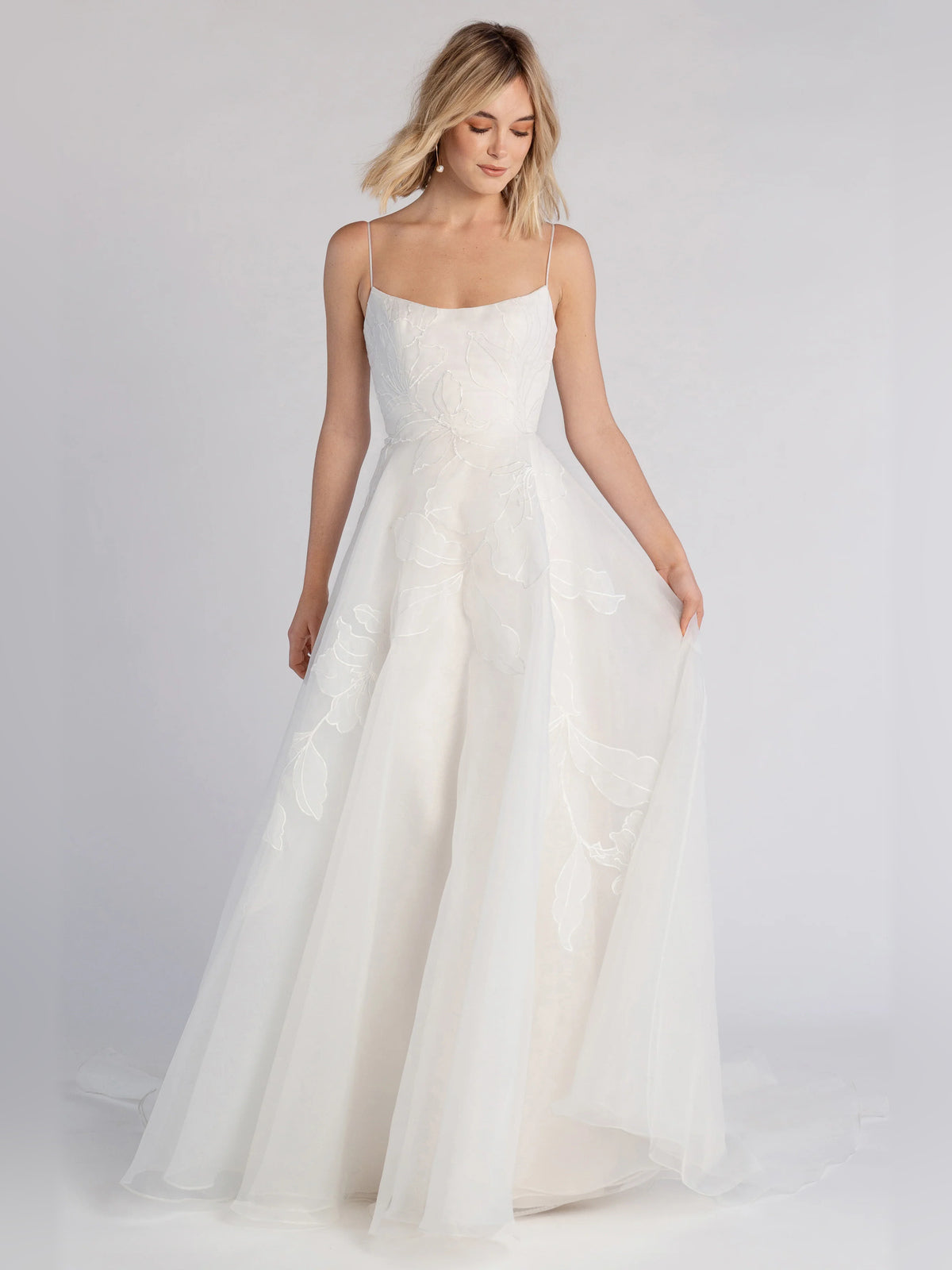 scoop neck ball-gown floor-length formal dress - image 3