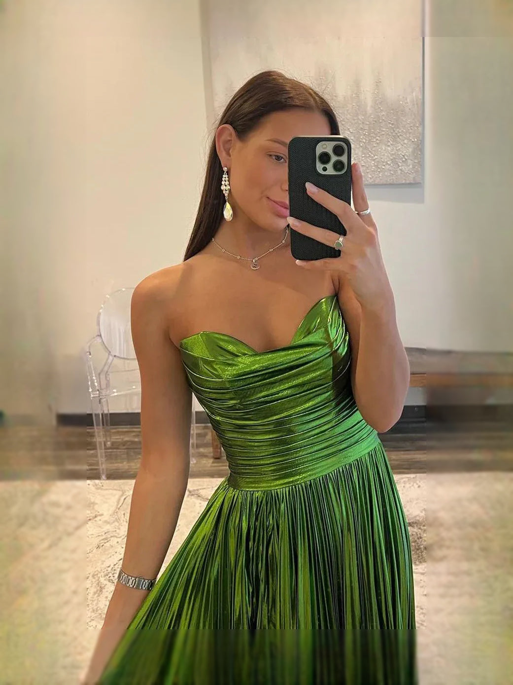 Green sweetheart neckline ruched bodice A-line prom dress with pleated skirt
