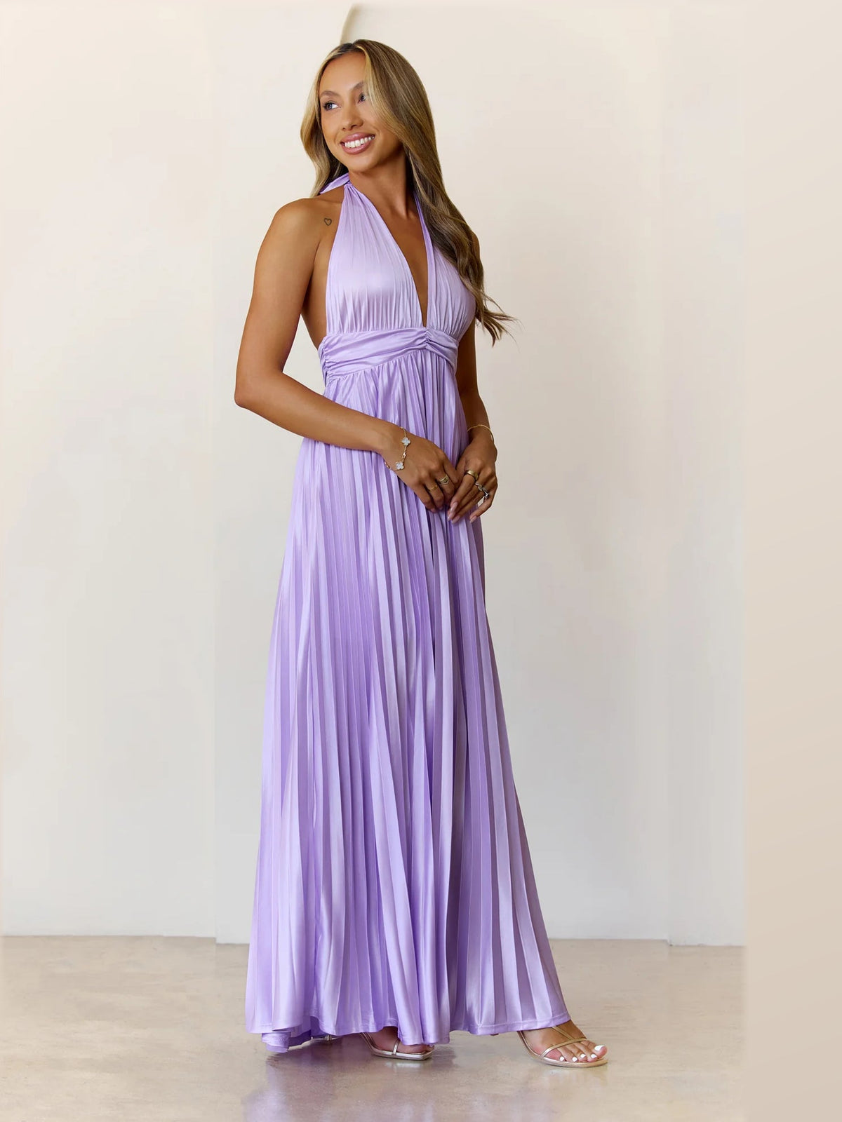 Lilac formal dress with chiffon construction and maxi hem
