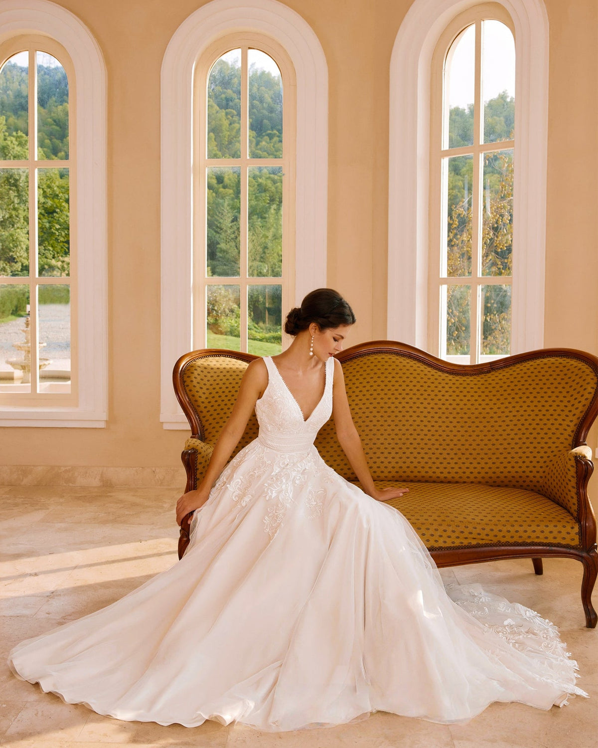 sleeveless v-neck lace tulle chapel train wedding dress - image 4