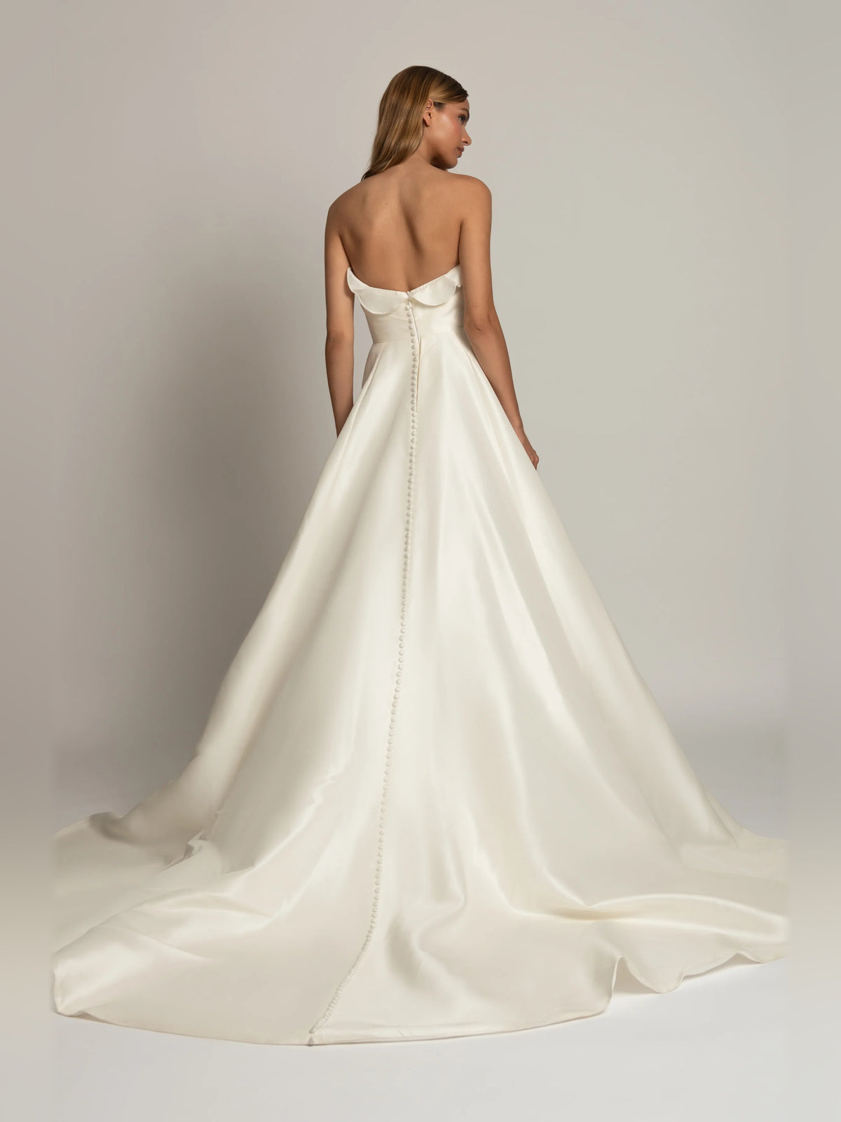 sweetheart ball-gown floor-length formal dress - image 4