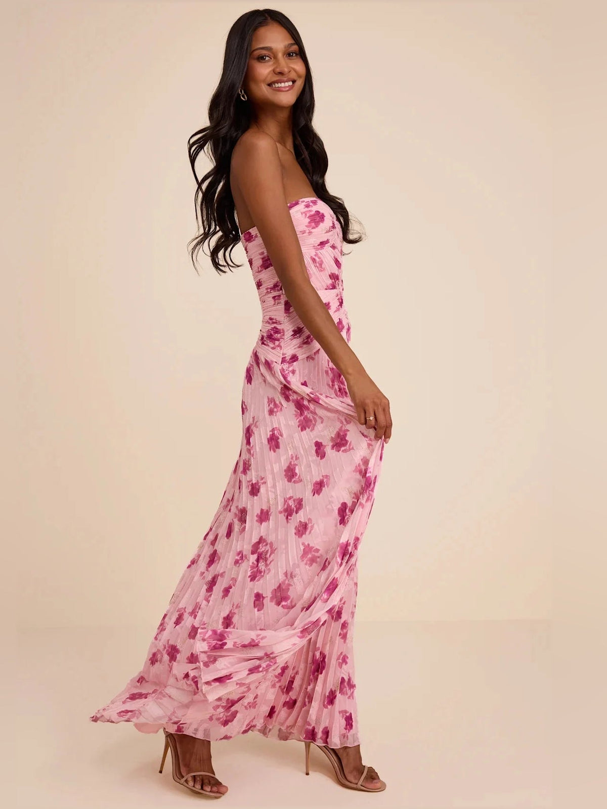 Dusty pink floral chiffon A-line maxi dress with sweetheart neckline and pleated skirt
