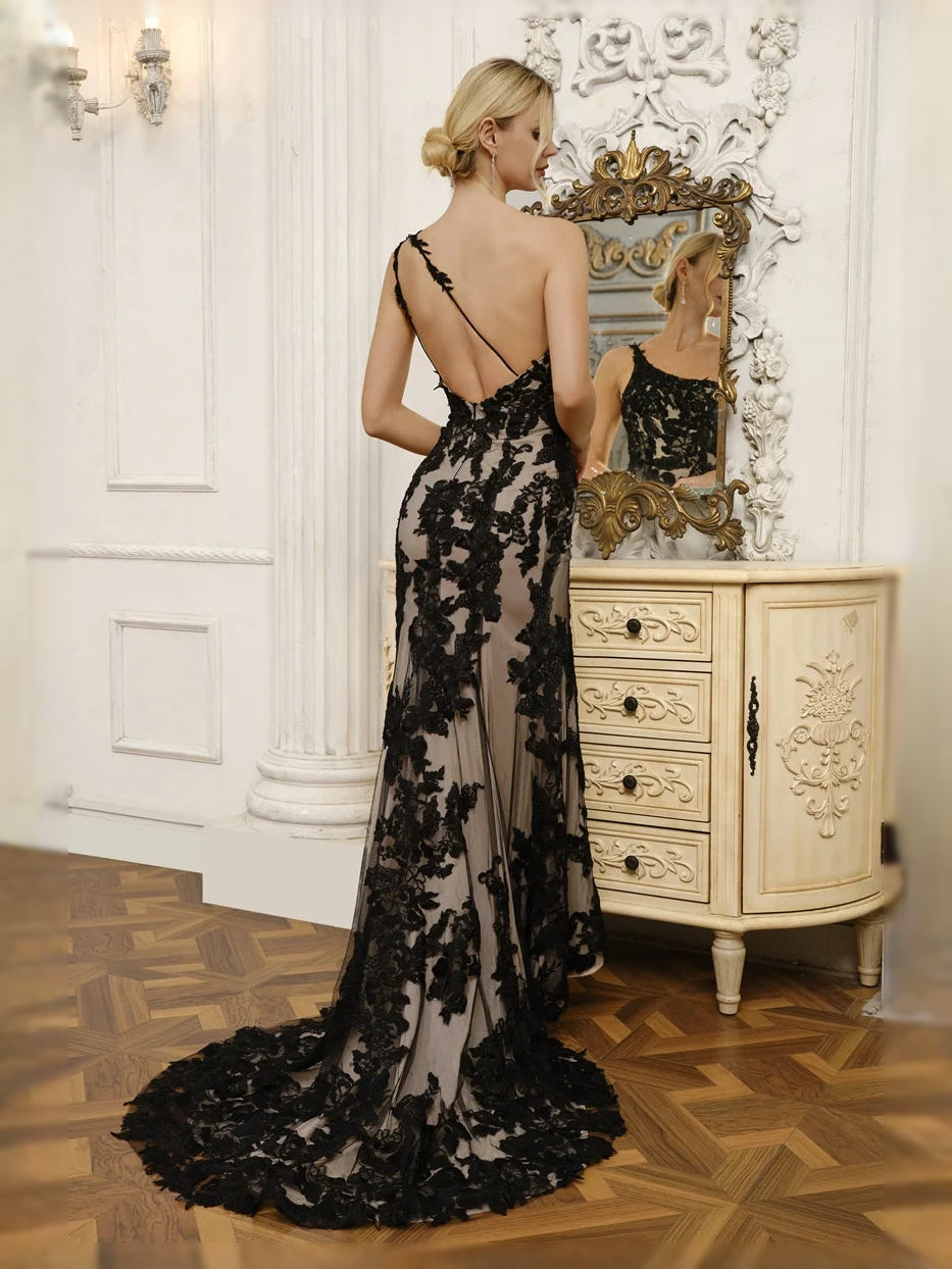 Black one-shoulder floral lace mermaid wedding dress with floor-length tulle train