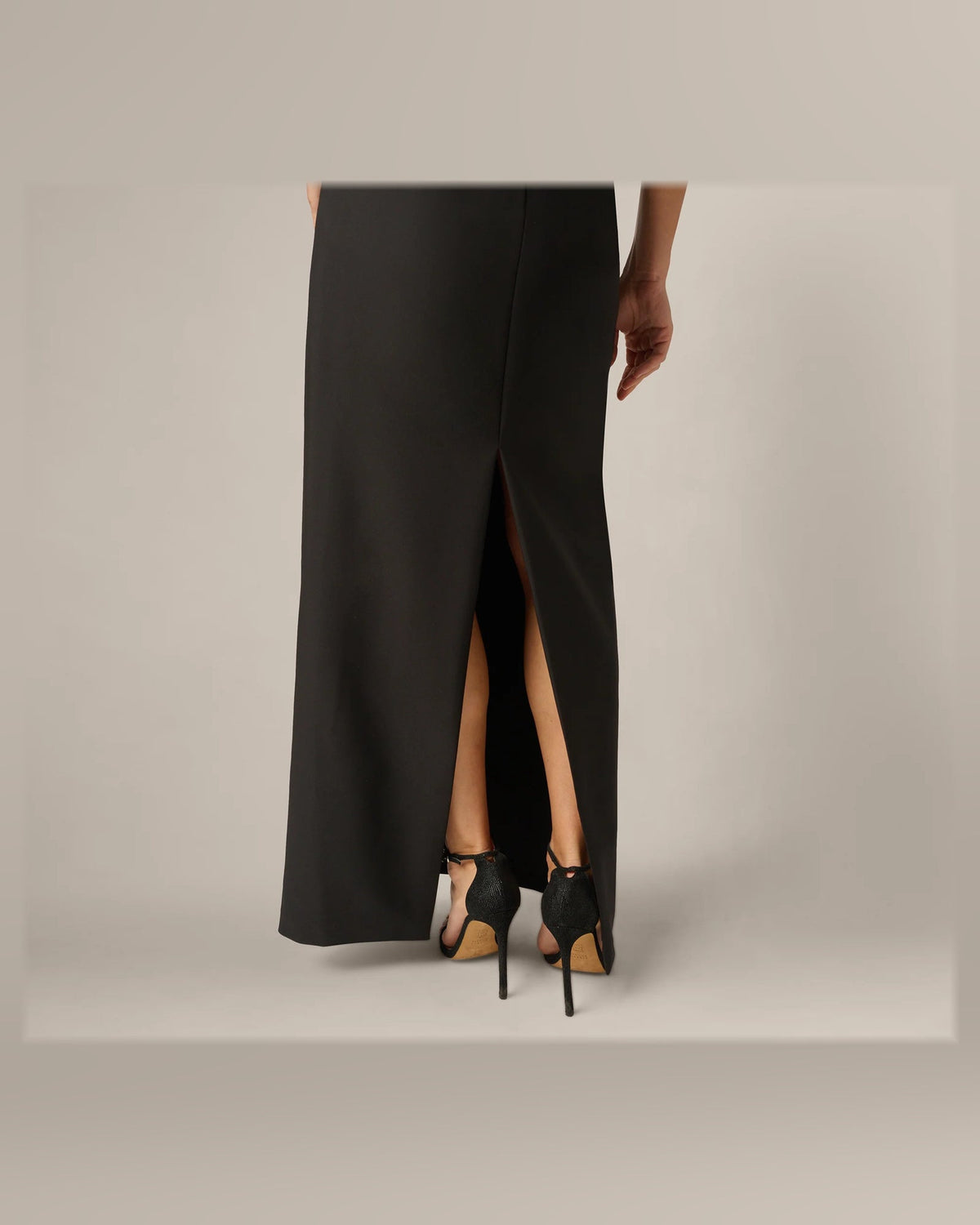 v neck column floor-length formal dress - image 4