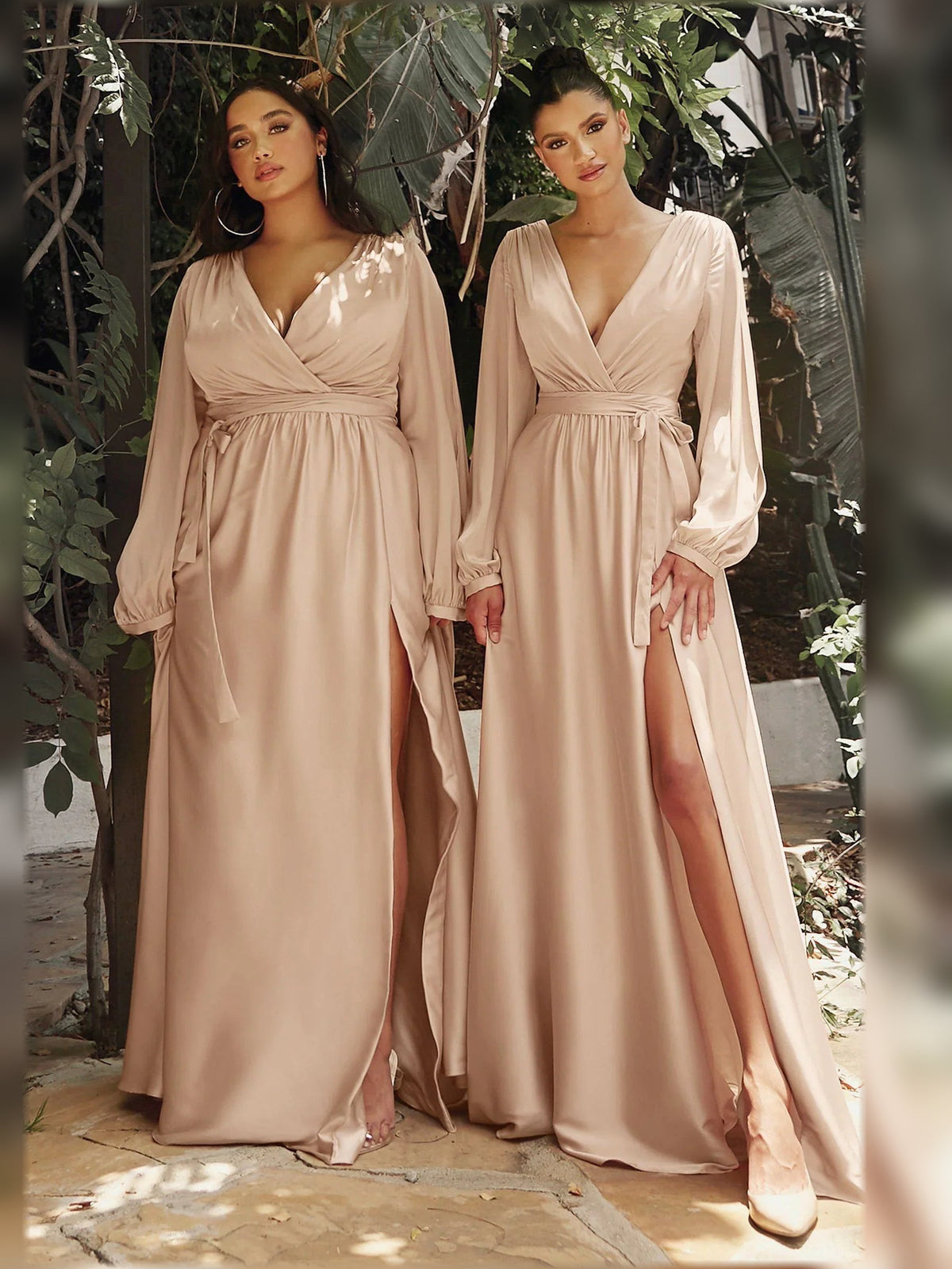 Champagne V-neck long-sleeve pleated floor-length formal dress with side slit