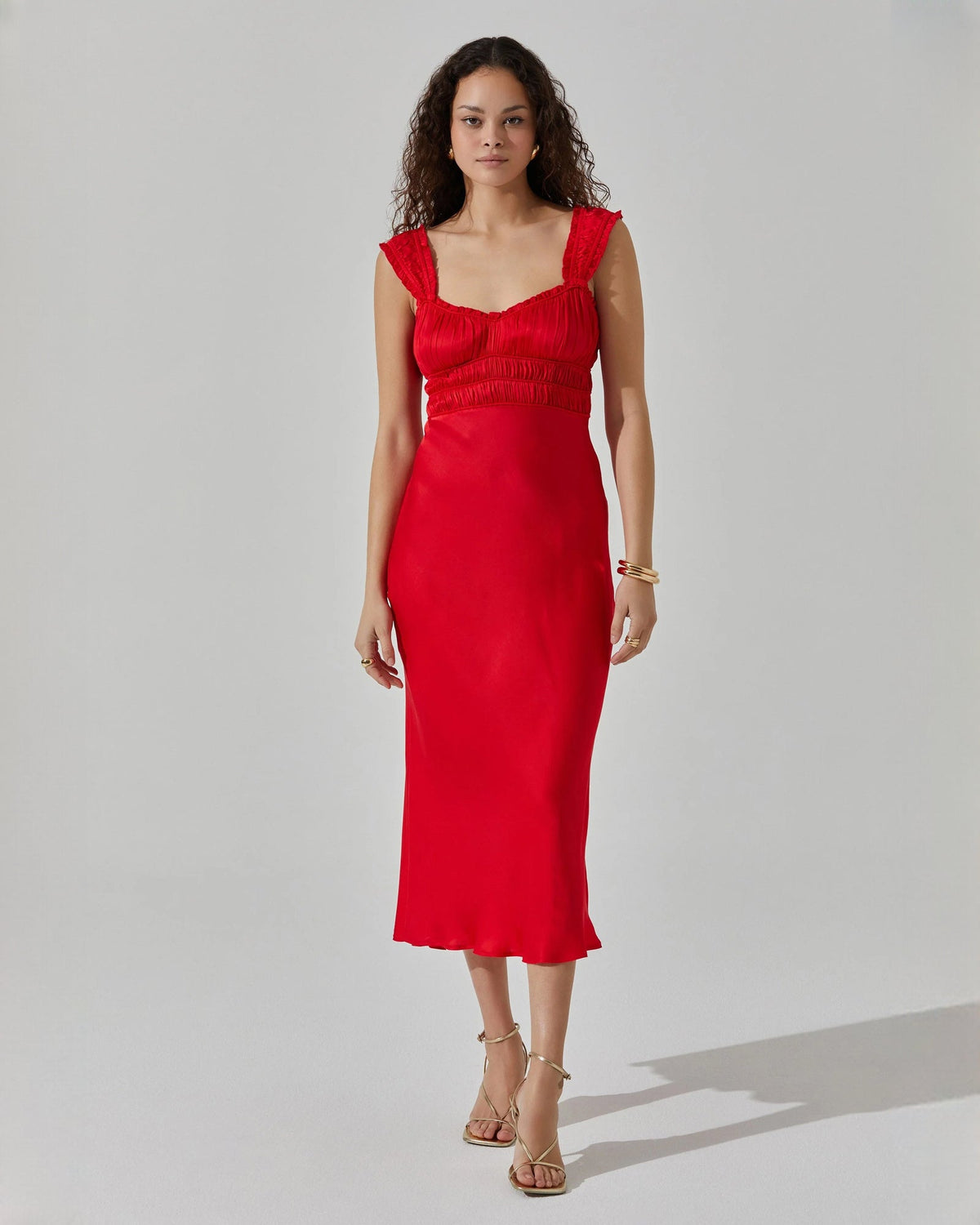 Red satin A-line midi dress, ruched square neckline and sleeveless bodice