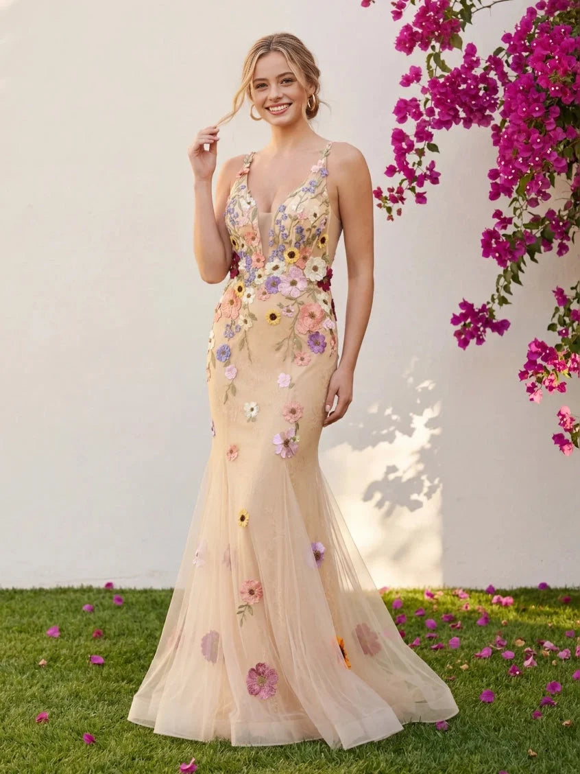 Ivory tulle mermaid wedding dress, floral applique bodice, thin straps, floor-length skirt